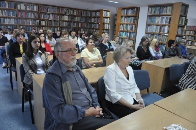 Kupiszewiada: Debata literacka „Poeci małych ojczyzn” (29.IX.2011) - zdjęcie #7 - eOstroleka.pl