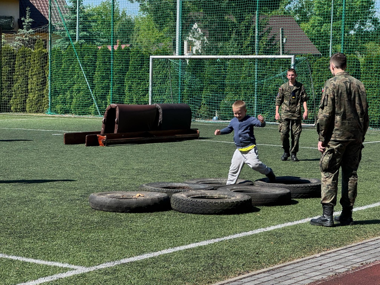 Dzień dziecka w SP Nr 4  - zdjęcie #5 - eOstroleka.pl