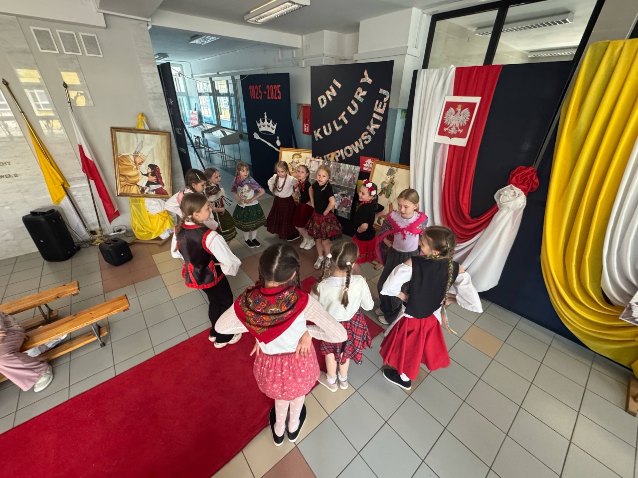 Dni Kultury Kurpiowskiej w SP 10 - zdjęcie #23 - eOstroleka.pl