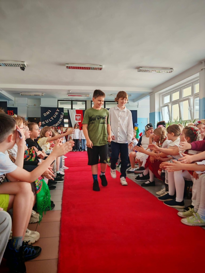 Dni Kultury Kurpiowskiej w SP 10 - zdjęcie #15 - eOstroleka.pl