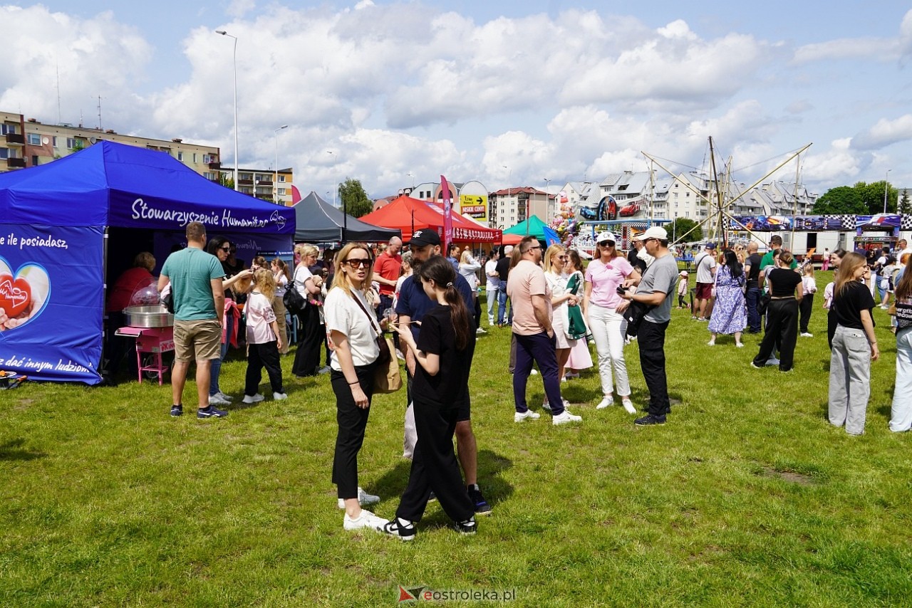 Dzień Dziecka z Galerią Bursztynową [31.05.2025] - zdjęcie #12 - eOstroleka.pl