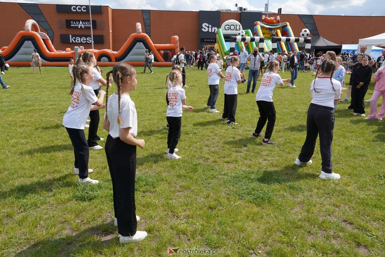Dzień Dziecka z Galerią Bursztynową [31.05.2025] - zdjęcie #9 - eOstroleka.pl