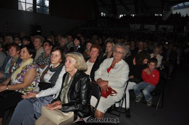 Kilkuset ostrołęczan na koncercie Don Wasyla (29.IX.2011) - zdjęcie #43 - eOstroleka.pl