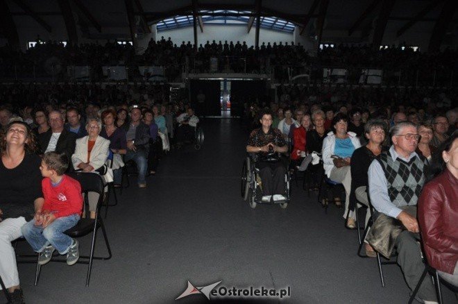 Kilkuset ostrołęczan na koncercie Don Wasyla (29.IX.2011) - zdjęcie #1 - eOstroleka.pl