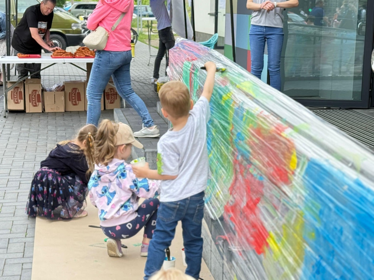 Dzień Dziecka na Osiedlu Stacja [31.05.2025] - zdjęcie #43 - eOstroleka.pl