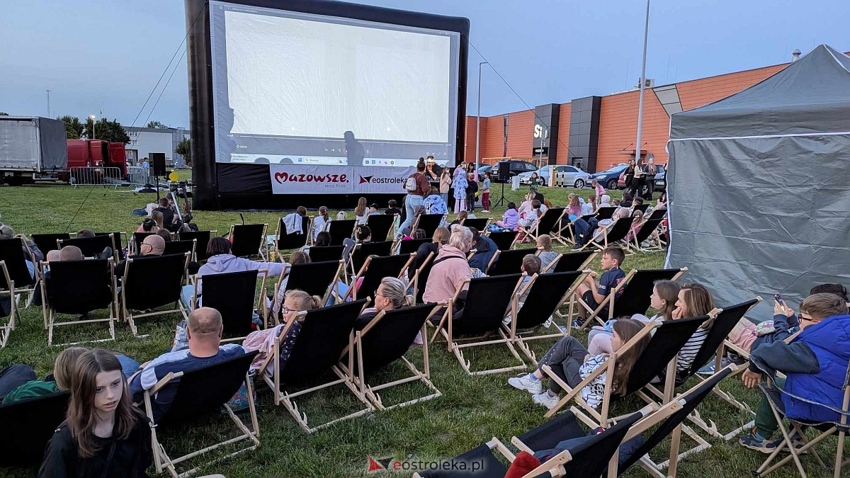 Kino plenerowe 2025 w Ostrołęce - inauguracja sezonu [31.05.2025] - zdjęcie #20 - eOstroleka.pl