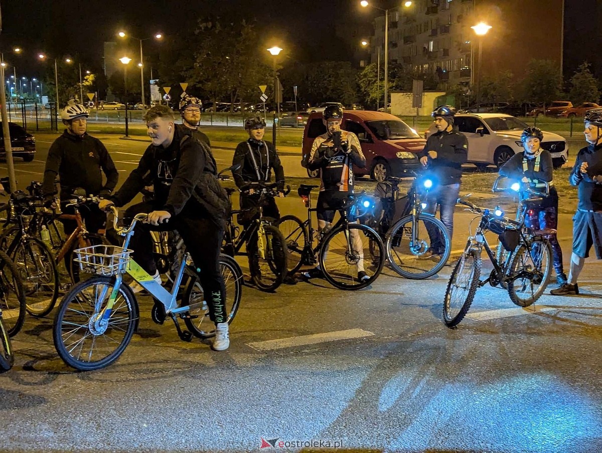 Rowerowa Stolica Polski 2025 - nocna przejażdżka ulicami Ostrołęki [31.05.2025] - zdjęcie #74 - eOstroleka.pl