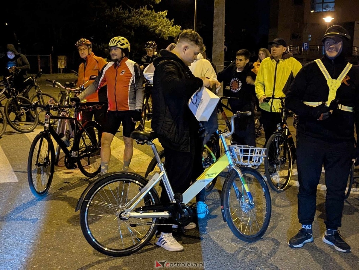 Rowerowa Stolica Polski 2025 - nocna przejażdżka ulicami Ostrołęki [31.05.2025] - zdjęcie #49 - eOstroleka.pl