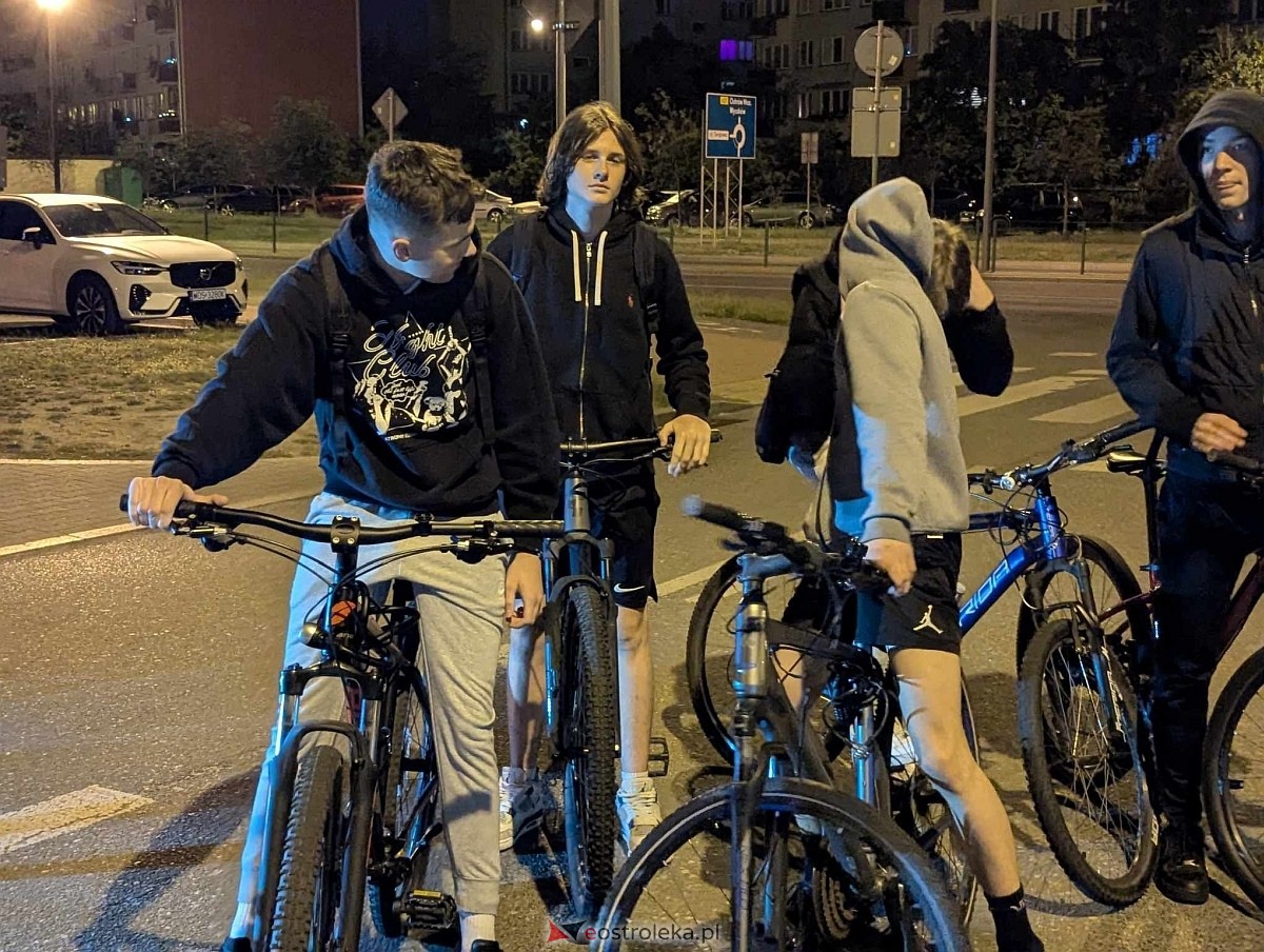 Rowerowa Stolica Polski 2025 - nocna przejażdżka ulicami Ostrołęki [31.05.2025] - zdjęcie #9 - eOstroleka.pl