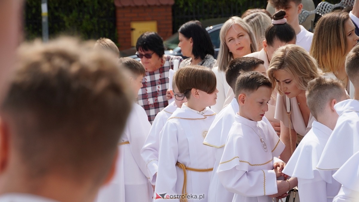 I Komunia w Parafii NMP Królowej Rodzin w Ostrołęce [01.06.2025] - zdjęcie #65 - eOstroleka.pl