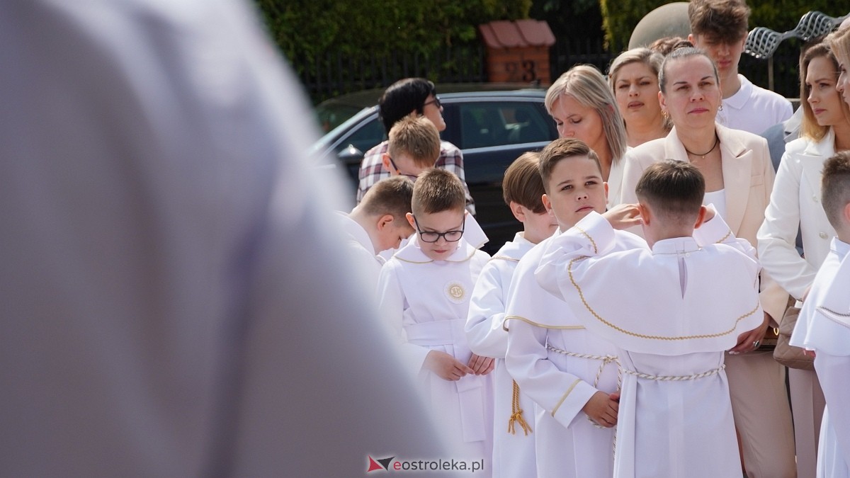 I Komunia w Parafii NMP Królowej Rodzin w Ostrołęce [01.06.2025] - zdjęcie #59 - eOstroleka.pl