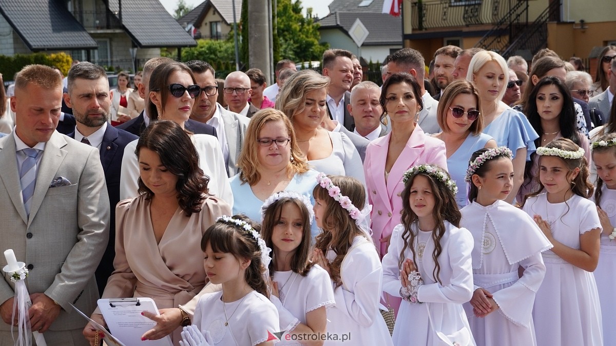 I Komunia w Parafii NMP Królowej Rodzin w Ostrołęce [01.06.2025] - zdjęcie #52 - eOstroleka.pl