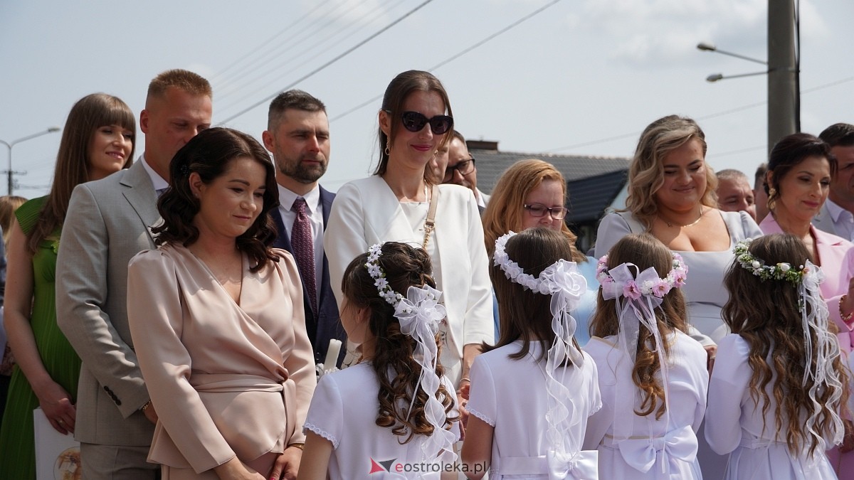 I Komunia w Parafii NMP Królowej Rodzin w Ostrołęce [01.06.2025] - zdjęcie #41 - eOstroleka.pl