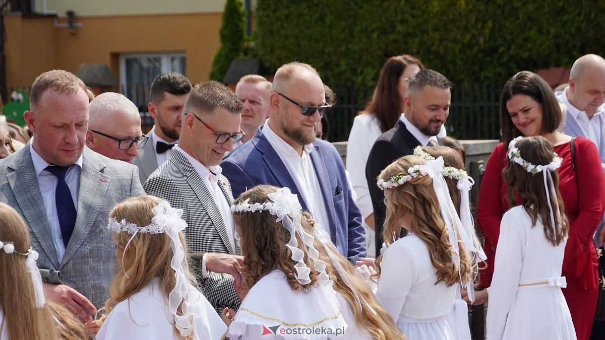 I Komunia w Parafii NMP Królowej Rodzin w Ostrołęce [01.06.2025] - zdjęcie #37 - eOstroleka.pl
