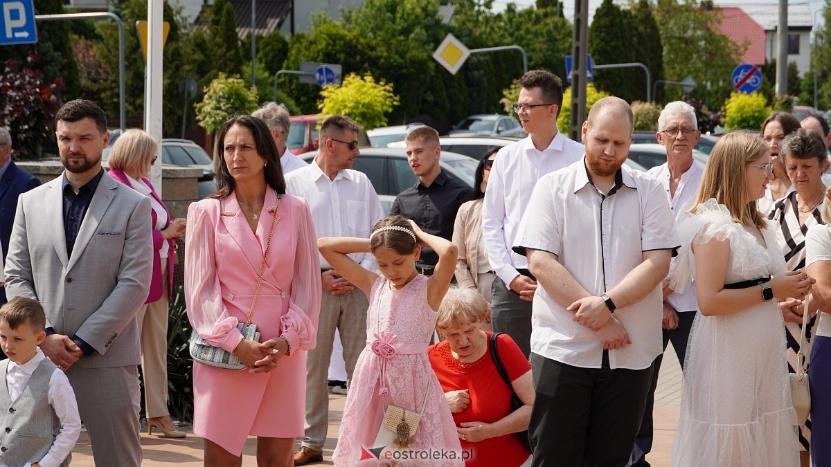 I Komunia w Parafii NMP Królowej Rodzin w Ostrołęce [01.06.2025] - zdjęcie #26 - eOstroleka.pl