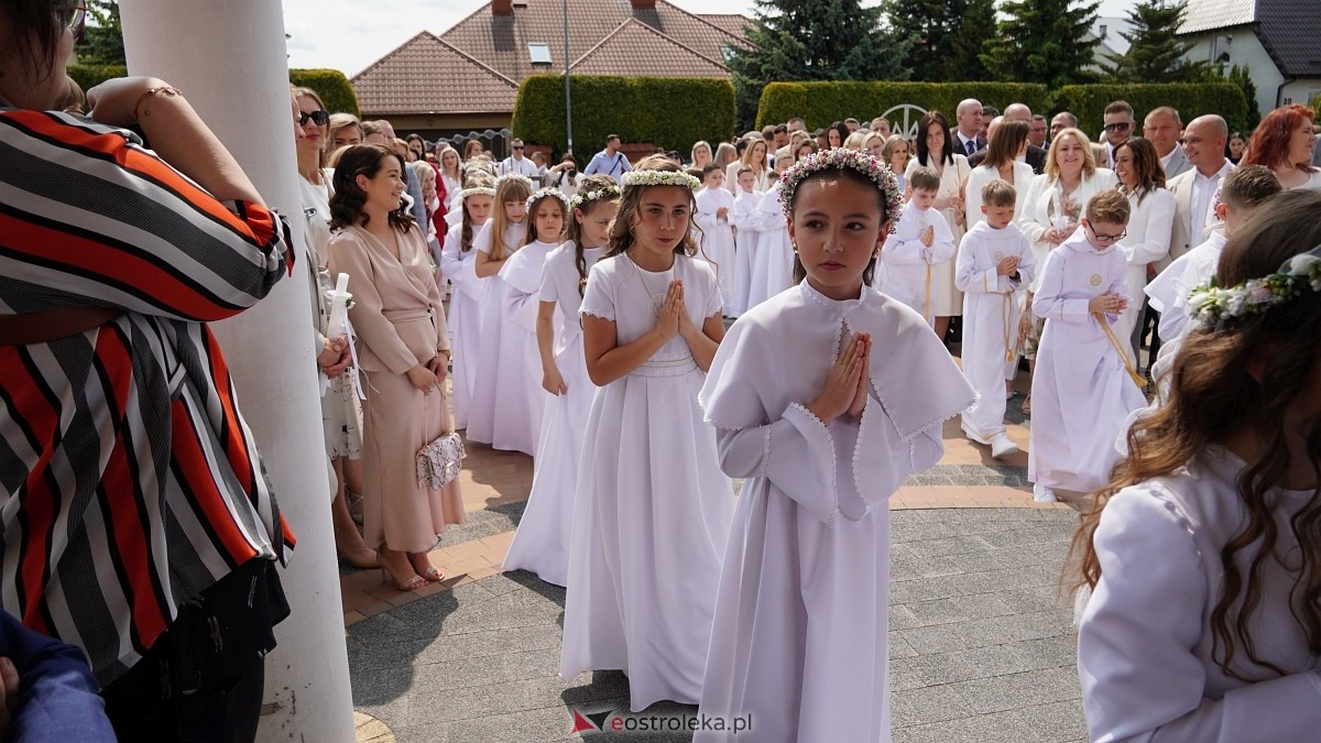 I Komunia w Parafii NMP Królowej Rodzin w Ostrołęce [01.06.2025] - zdjęcie #15 - eOstroleka.pl