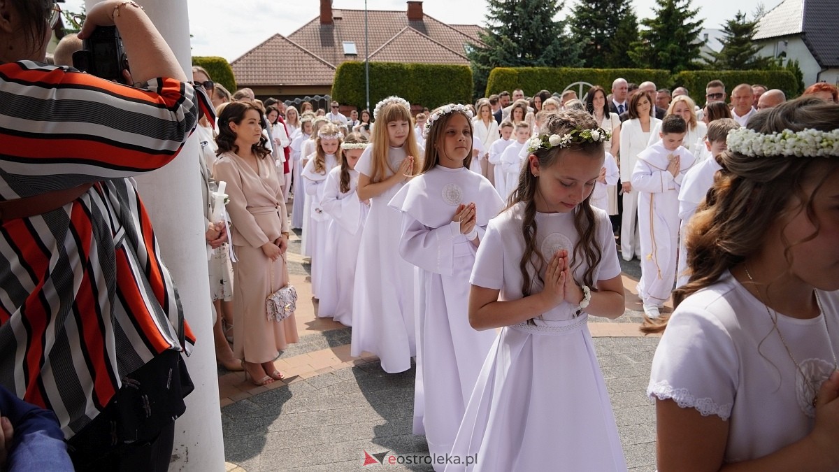 I Komunia w Parafii NMP Królowej Rodzin w Ostrołęce [01.06.2025] - zdjęcie #13 - eOstroleka.pl