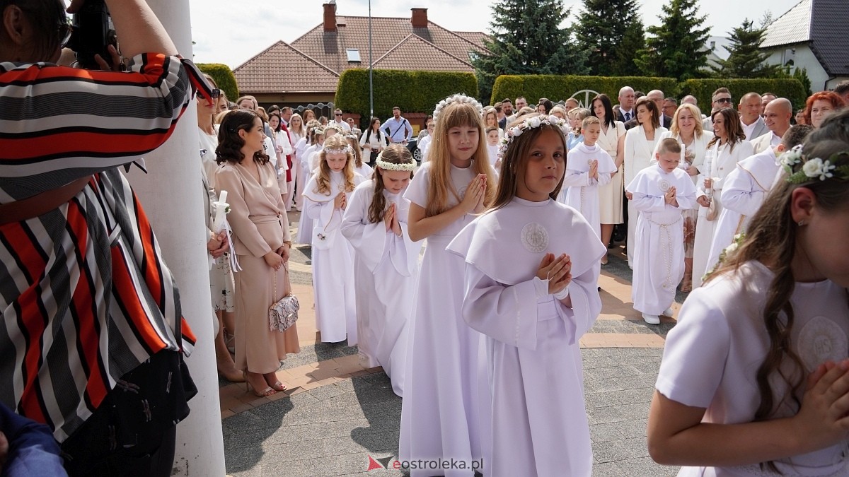 I Komunia w Parafii NMP Królowej Rodzin w Ostrołęce [01.06.2025] - zdjęcie #12 - eOstroleka.pl