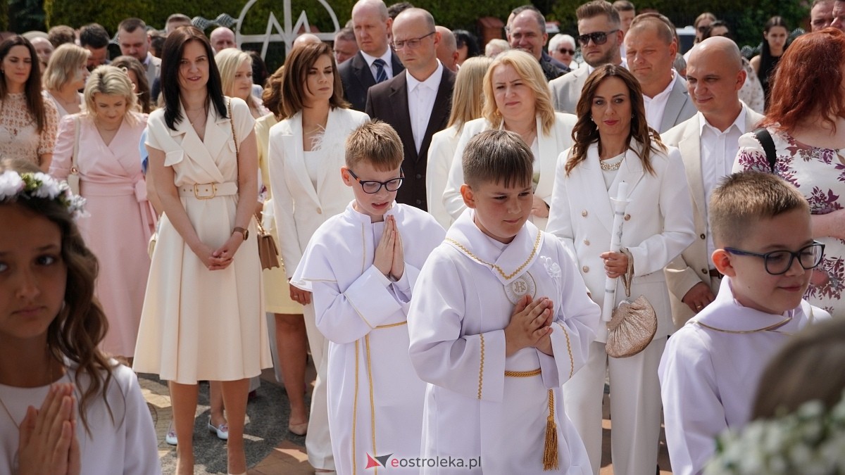 I Komunia w Parafii NMP Królowej Rodzin w Ostrołęce [01.06.2025] - zdjęcie #4 - eOstroleka.pl