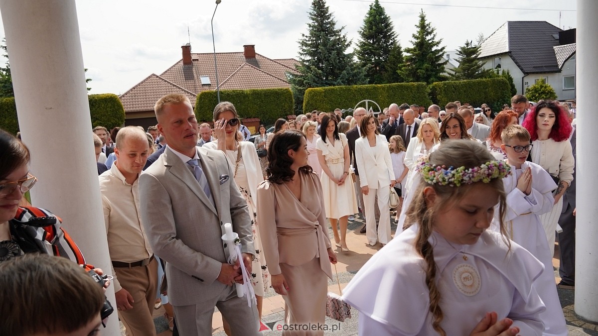 I Komunia w Parafii NMP Królowej Rodzin w Ostrołęce [01.06.2025] - zdjęcie #2 - eOstroleka.pl