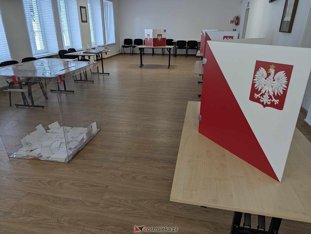 II tura wyborów prezydenckich [01.06.2025] - zdjęcie #24 - eOstroleka.pl