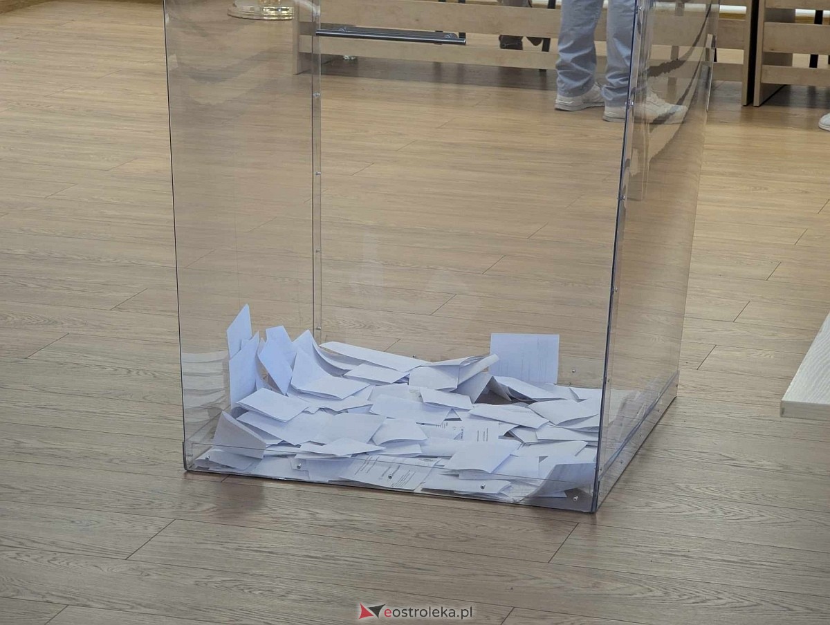 II tura wyborów prezydenckich [01.06.2025] - zdjęcie #18 - eOstroleka.pl