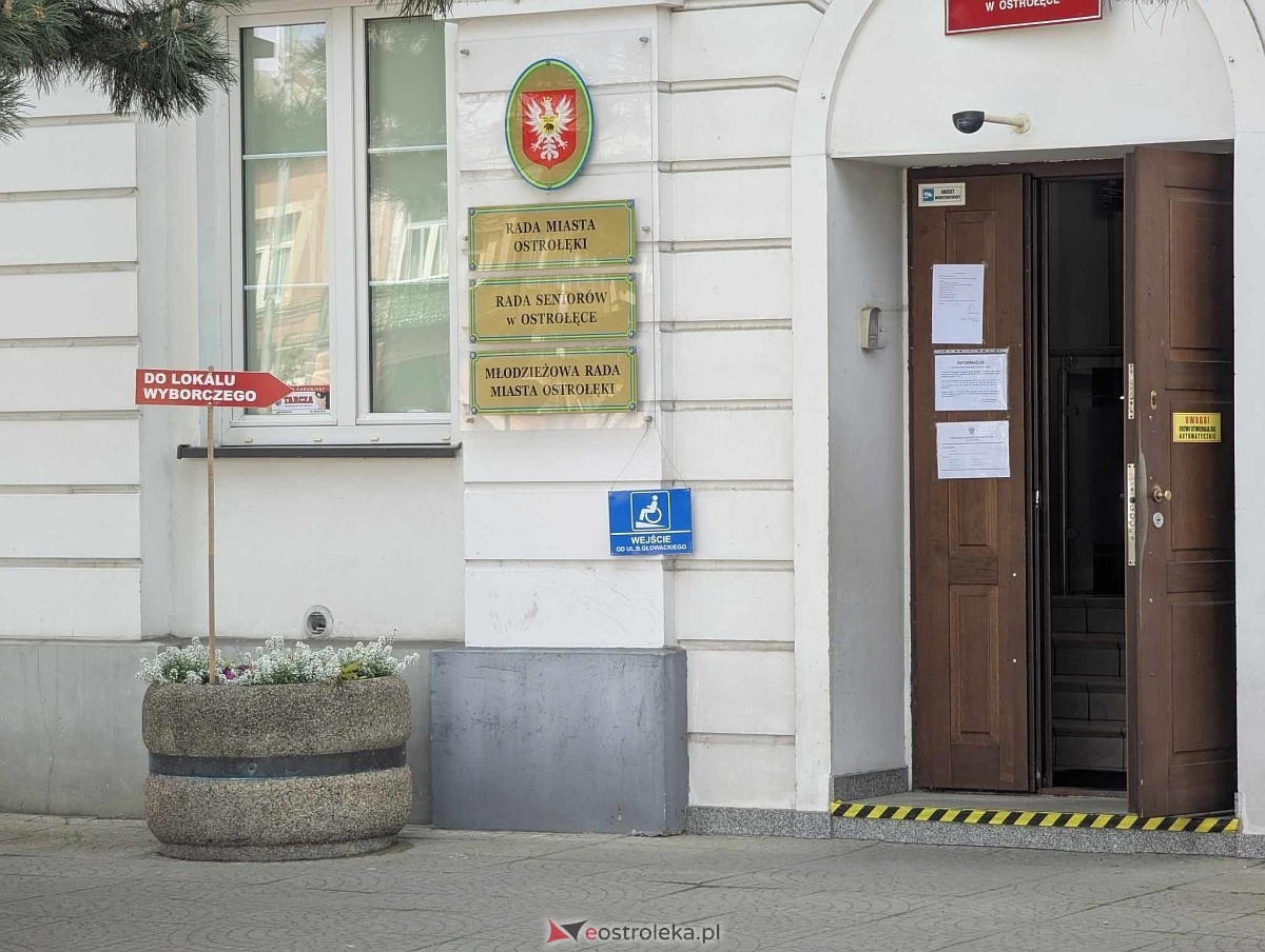 II tura wyborów prezydenckich [01.06.2025] - zdjęcie #13 - eOstroleka.pl