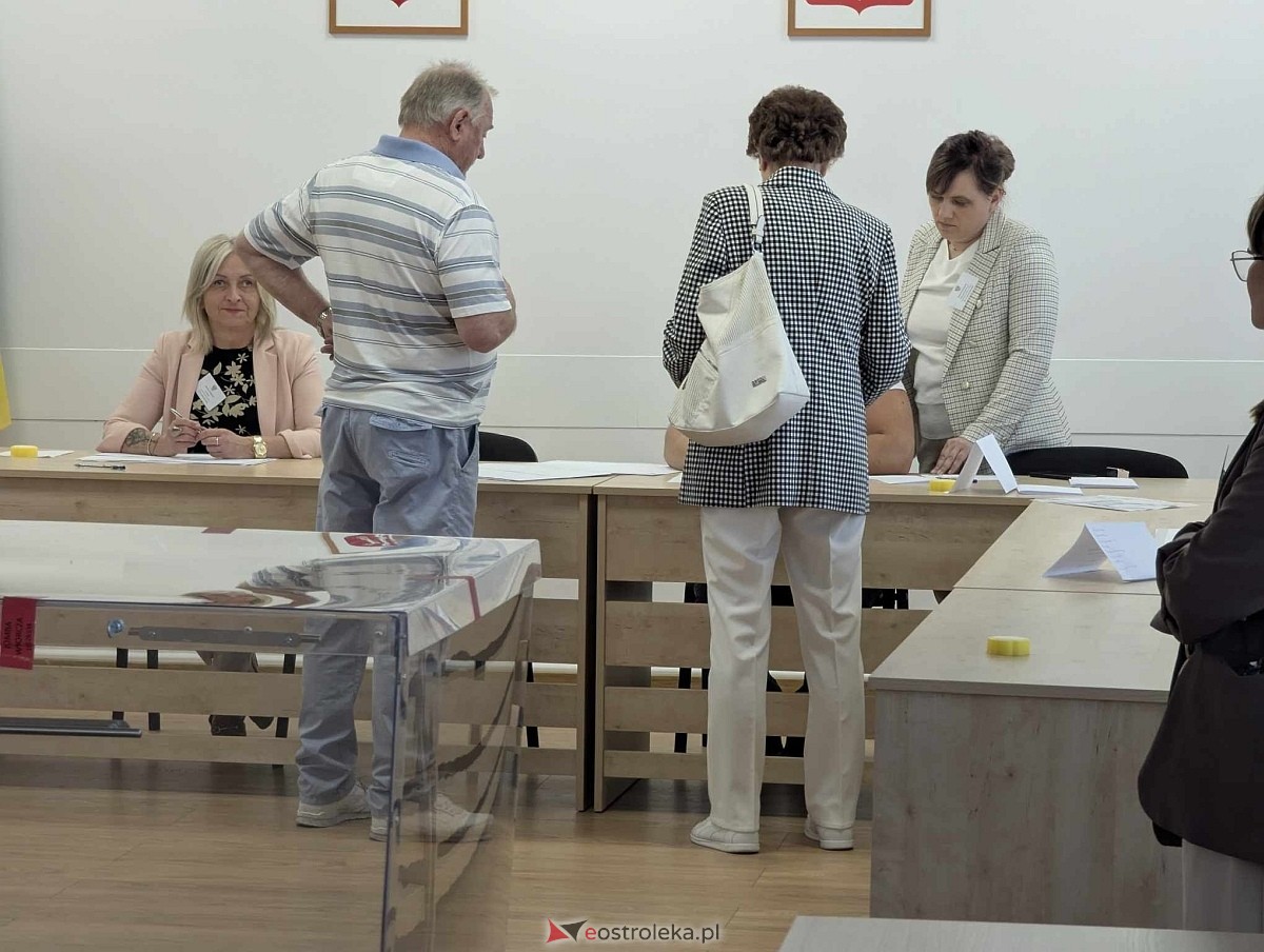 II tura wyborów prezydenckich [01.06.2025] - zdjęcie #3 - eOstroleka.pl