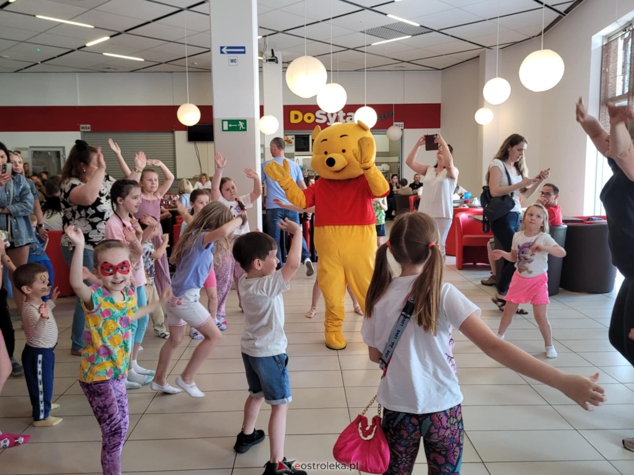 Rodzinny Dzień Dziecka w Sali Zabaw Morska Kraina [01.06.2025] - zdjęcie #67 - eOstroleka.pl