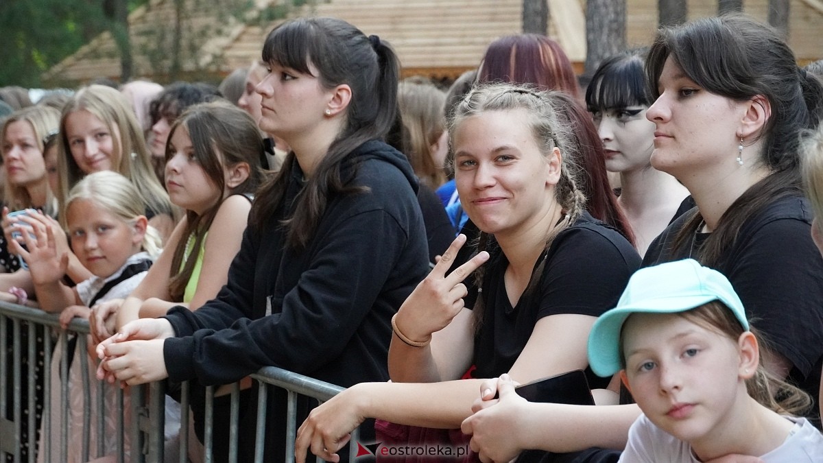 II Mazowiecki Dzień Rodziny w Kadzidle: koncert Enej [01.06.2025] - zdjęcie #80 - eOstroleka.pl