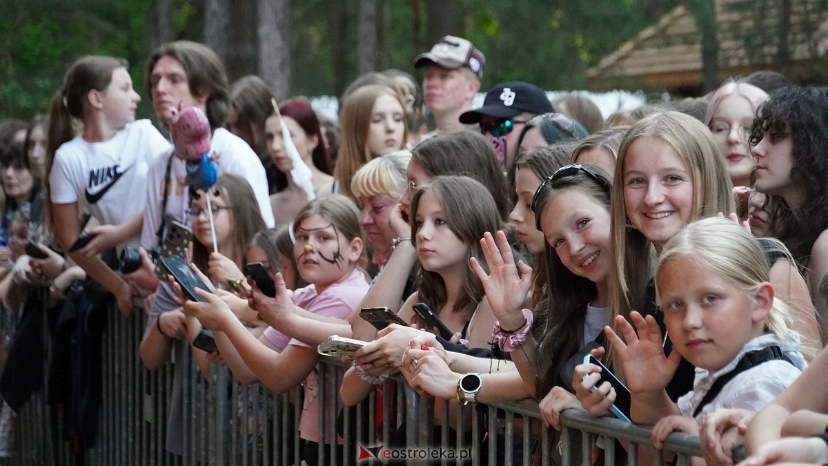 II Mazowiecki Dzień Rodziny w Kadzidle: koncert Enej [01.06.2025] - zdjęcie #79 - eOstroleka.pl