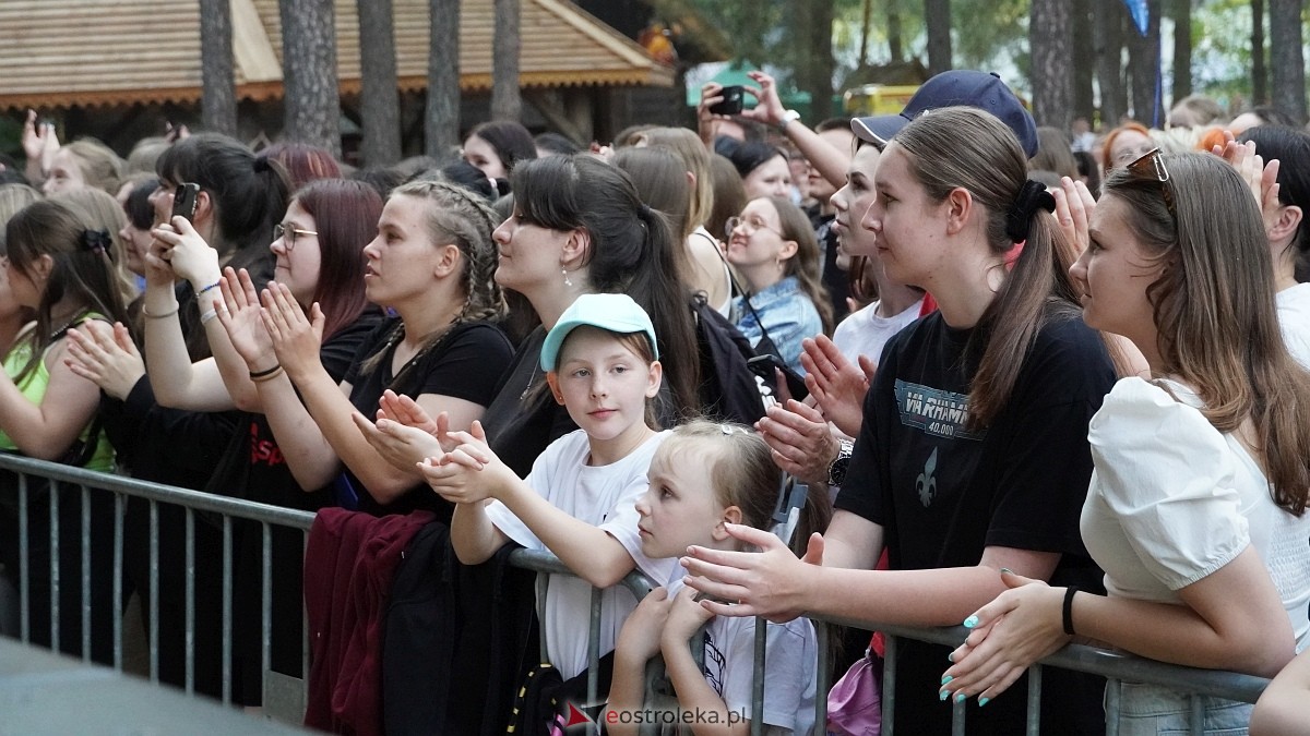 II Mazowiecki Dzień Rodziny w Kadzidle: koncert Enej [01.06.2025] - zdjęcie #56 - eOstroleka.pl