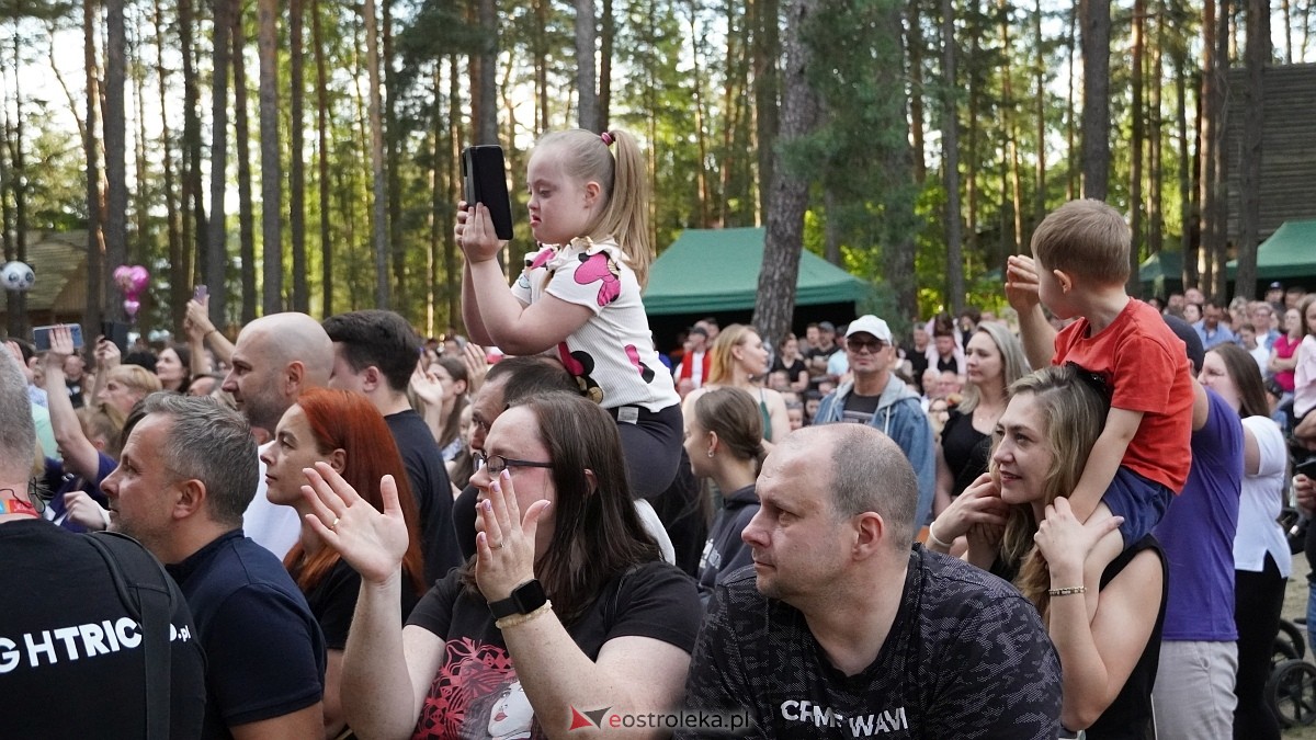II Mazowiecki Dzień Rodziny w Kadzidle: koncert Enej [01.06.2025] - zdjęcie #54 - eOstroleka.pl
