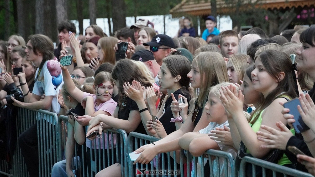 II Mazowiecki Dzień Rodziny w Kadzidle: koncert Enej [01.06.2025] - zdjęcie #50 - eOstroleka.pl