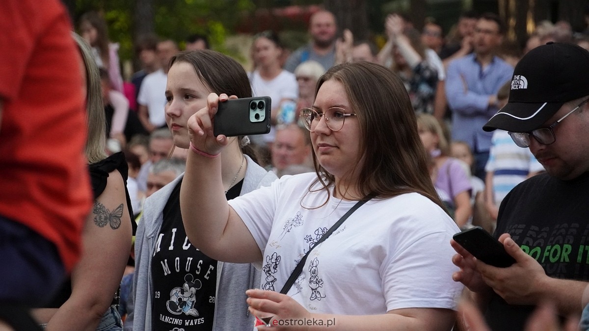 II Mazowiecki Dzień Rodziny w Kadzidle: koncert Enej [01.06.2025] - zdjęcie #41 - eOstroleka.pl