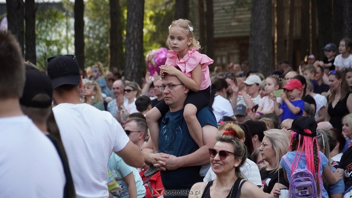II Mazowiecki Dzień Rodziny w Kadzidle: koncert Enej [01.06.2025] - zdjęcie #21 - eOstroleka.pl