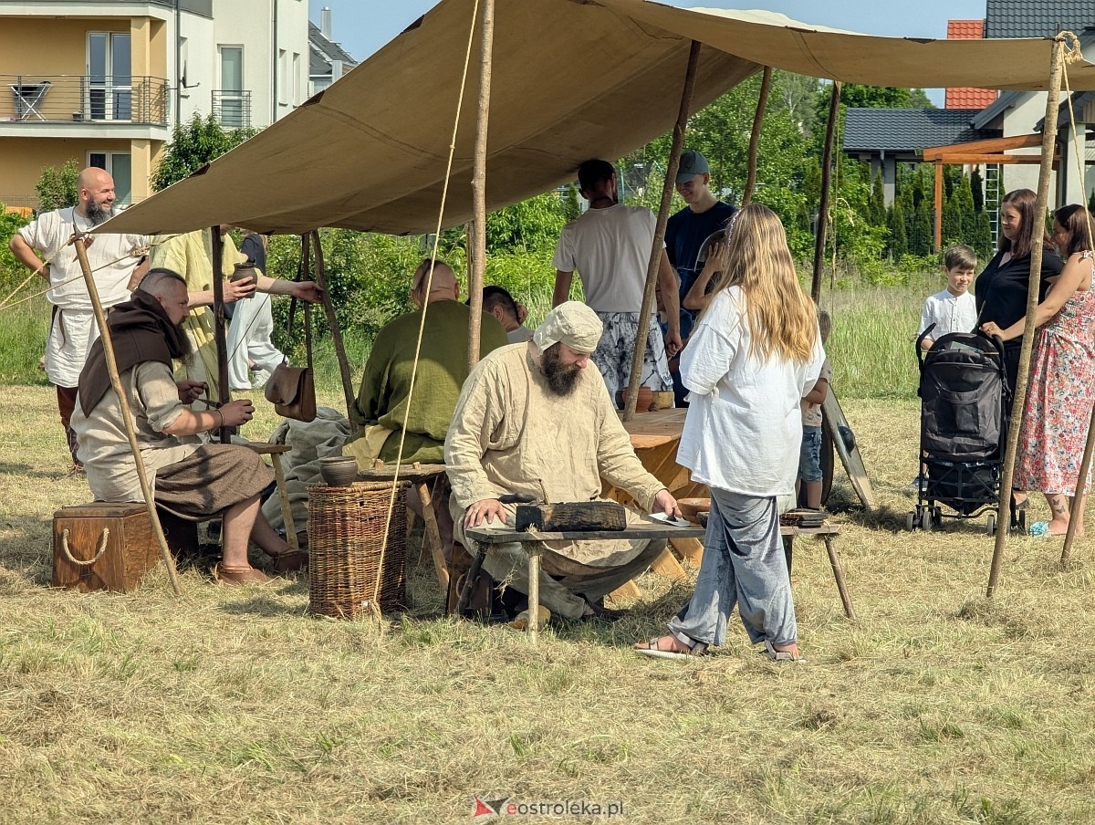 Piknik historyczny na osiedlu Centrum [01.06.2025] - zdjęcie #100 - eOstroleka.pl