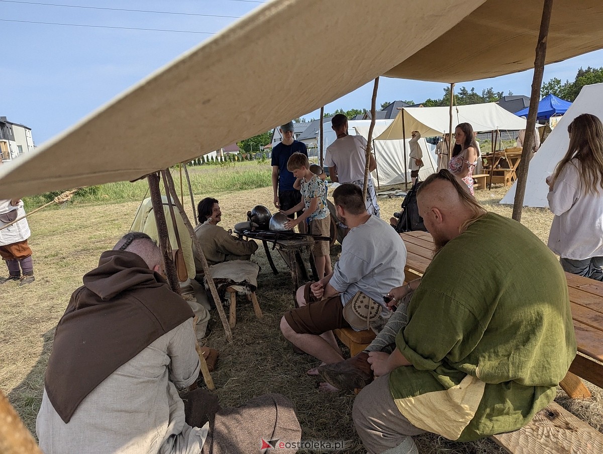 Piknik historyczny na osiedlu Centrum [01.06.2025] - zdjęcie #97 - eOstroleka.pl