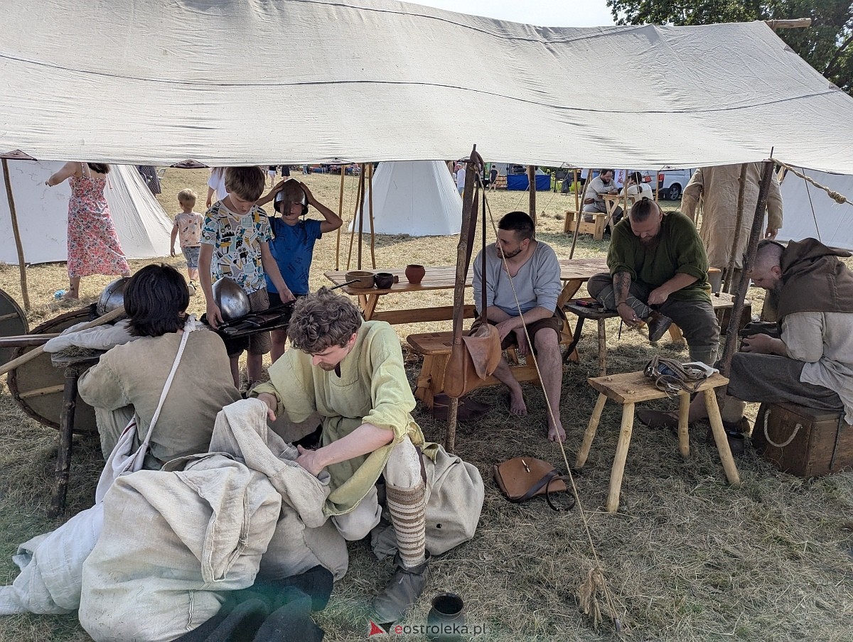 Piknik historyczny na osiedlu Centrum [01.06.2025] - zdjęcie #95 - eOstroleka.pl