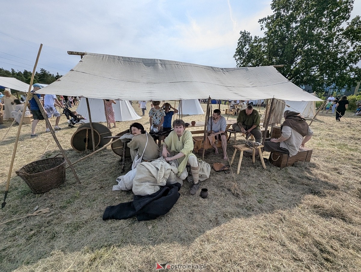 Piknik historyczny na osiedlu Centrum [01.06.2025] - zdjęcie #94 - eOstroleka.pl