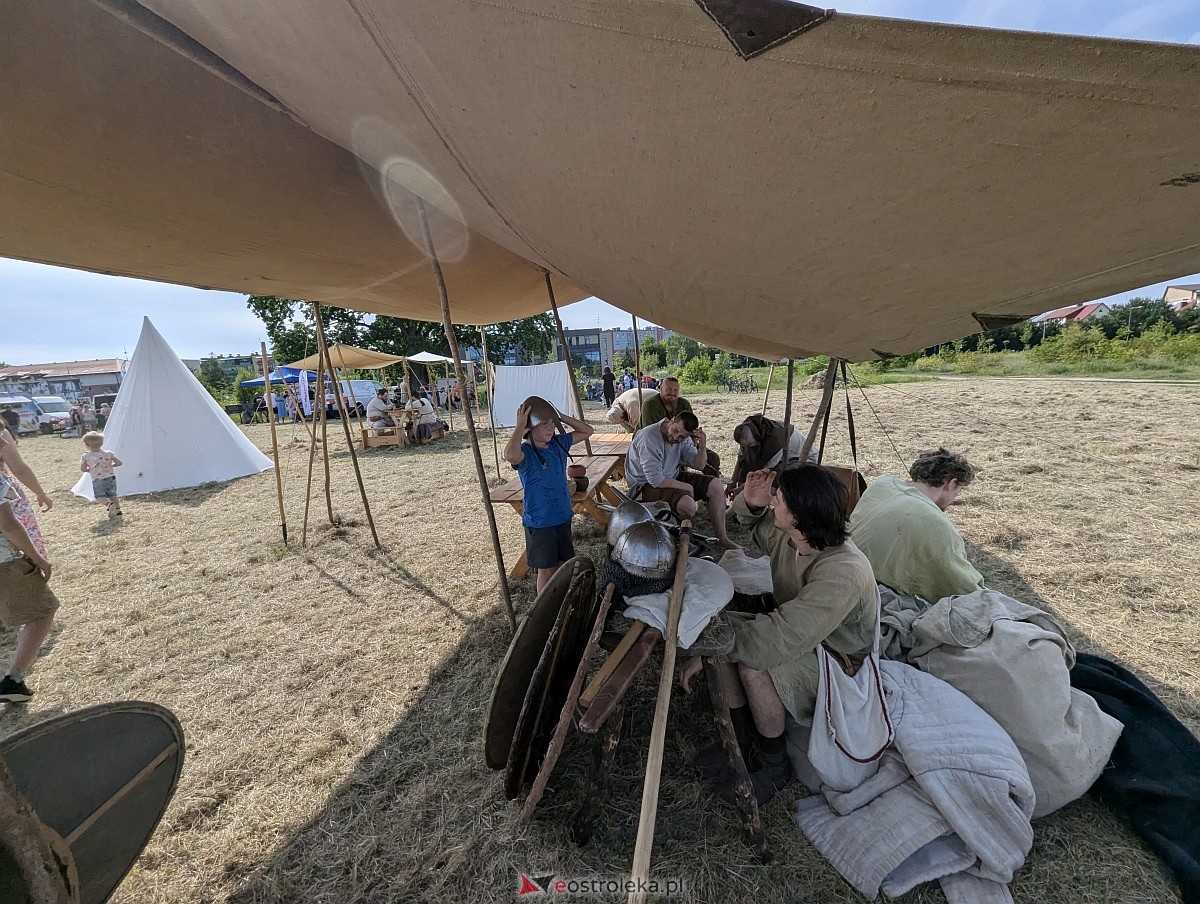 Piknik historyczny na osiedlu Centrum [01.06.2025] - zdjęcie #93 - eOstroleka.pl