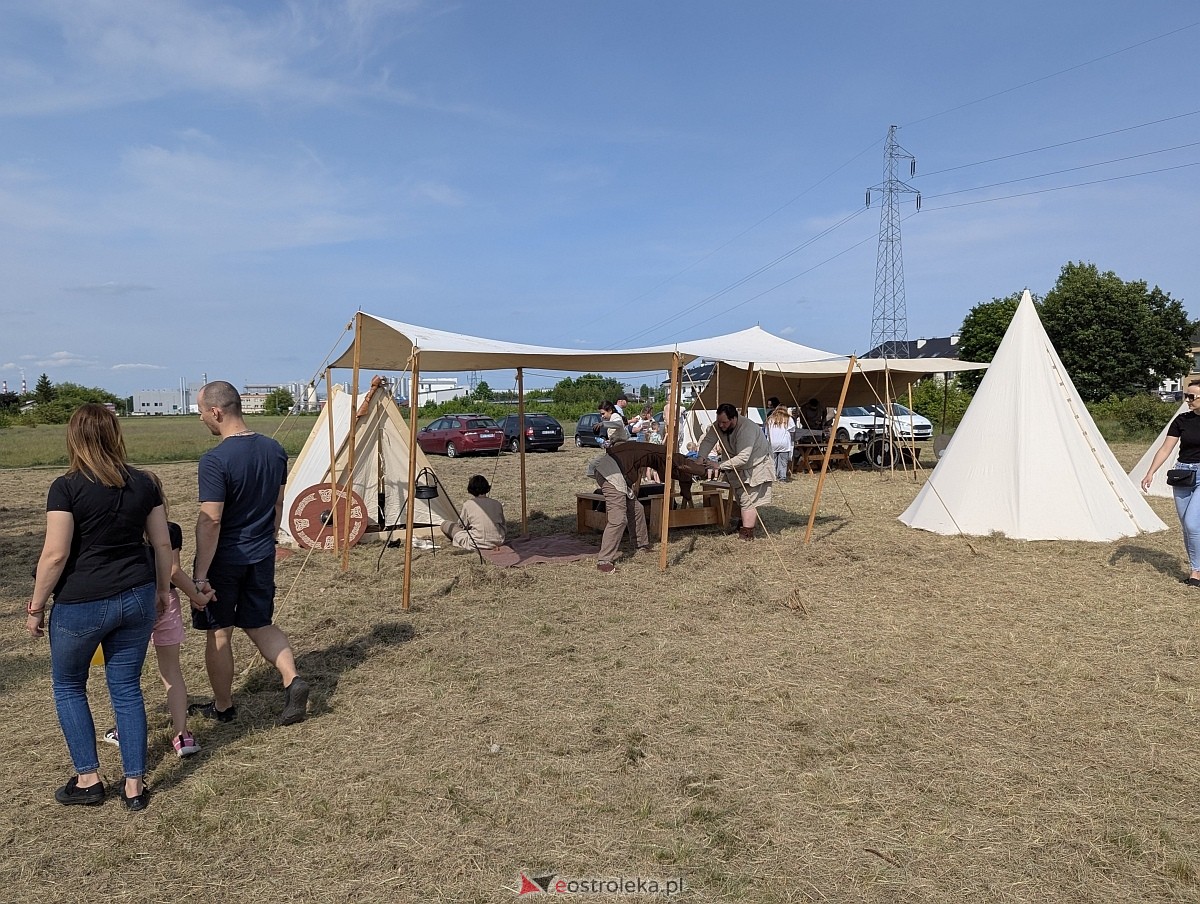Piknik historyczny na osiedlu Centrum [01.06.2025] - zdjęcie #202 - eOstroleka.pl