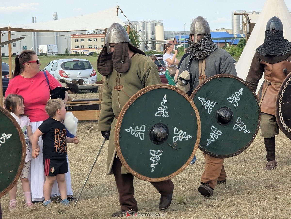 Piknik historyczny na osiedlu Centrum [01.06.2025] - zdjęcie #44 - eOstroleka.pl