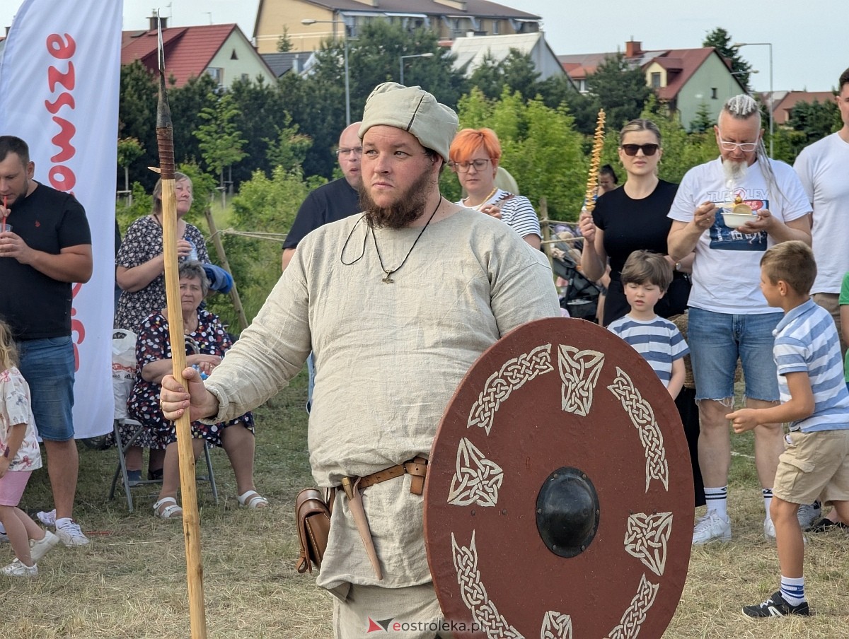 Piknik historyczny na osiedlu Centrum [01.06.2025] - zdjęcie #40 - eOstroleka.pl