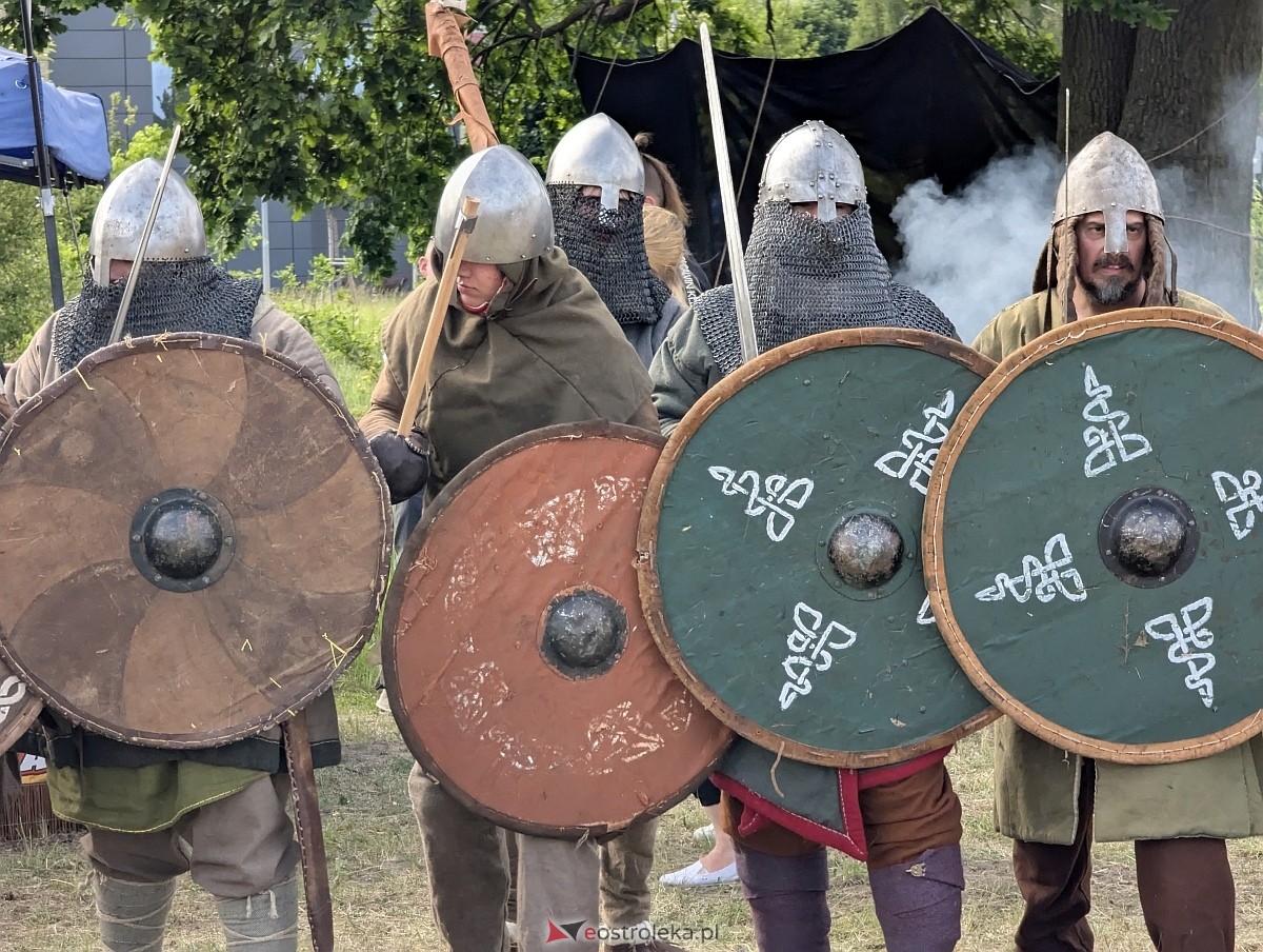 Piknik historyczny na osiedlu Centrum [01.06.2025] - zdjęcie #34 - eOstroleka.pl