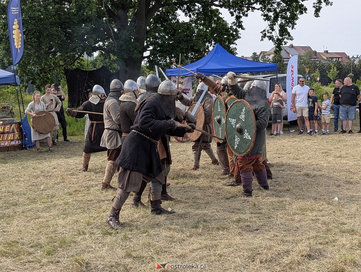 Piknik historyczny na osiedlu Centrum [01.06.2025] - zdjęcie #33 - eOstroleka.pl
