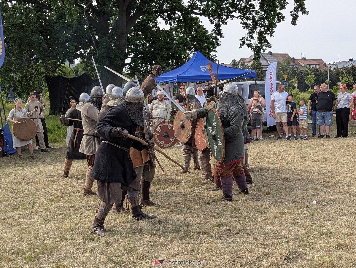Piknik historyczny na osiedlu Centrum [01.06.2025] - zdjęcie #32 - eOstroleka.pl