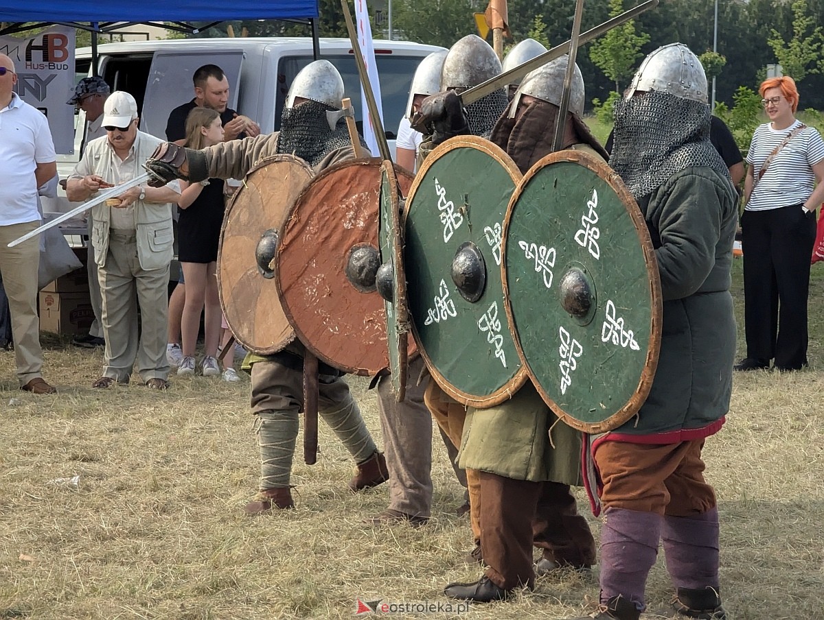 Piknik historyczny na osiedlu Centrum [01.06.2025] - zdjęcie #29 - eOstroleka.pl