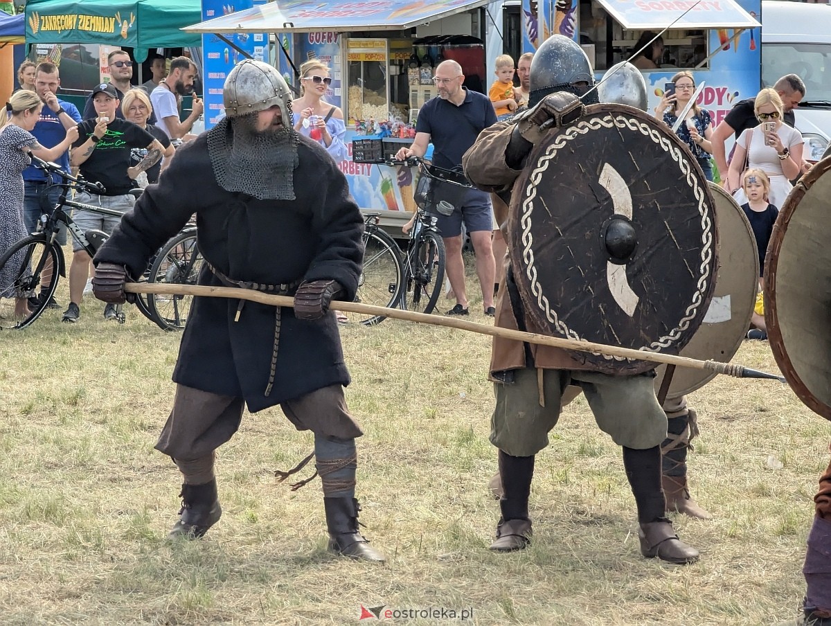 Piknik historyczny na osiedlu Centrum [01.06.2025] - zdjęcie #199 - eOstroleka.pl