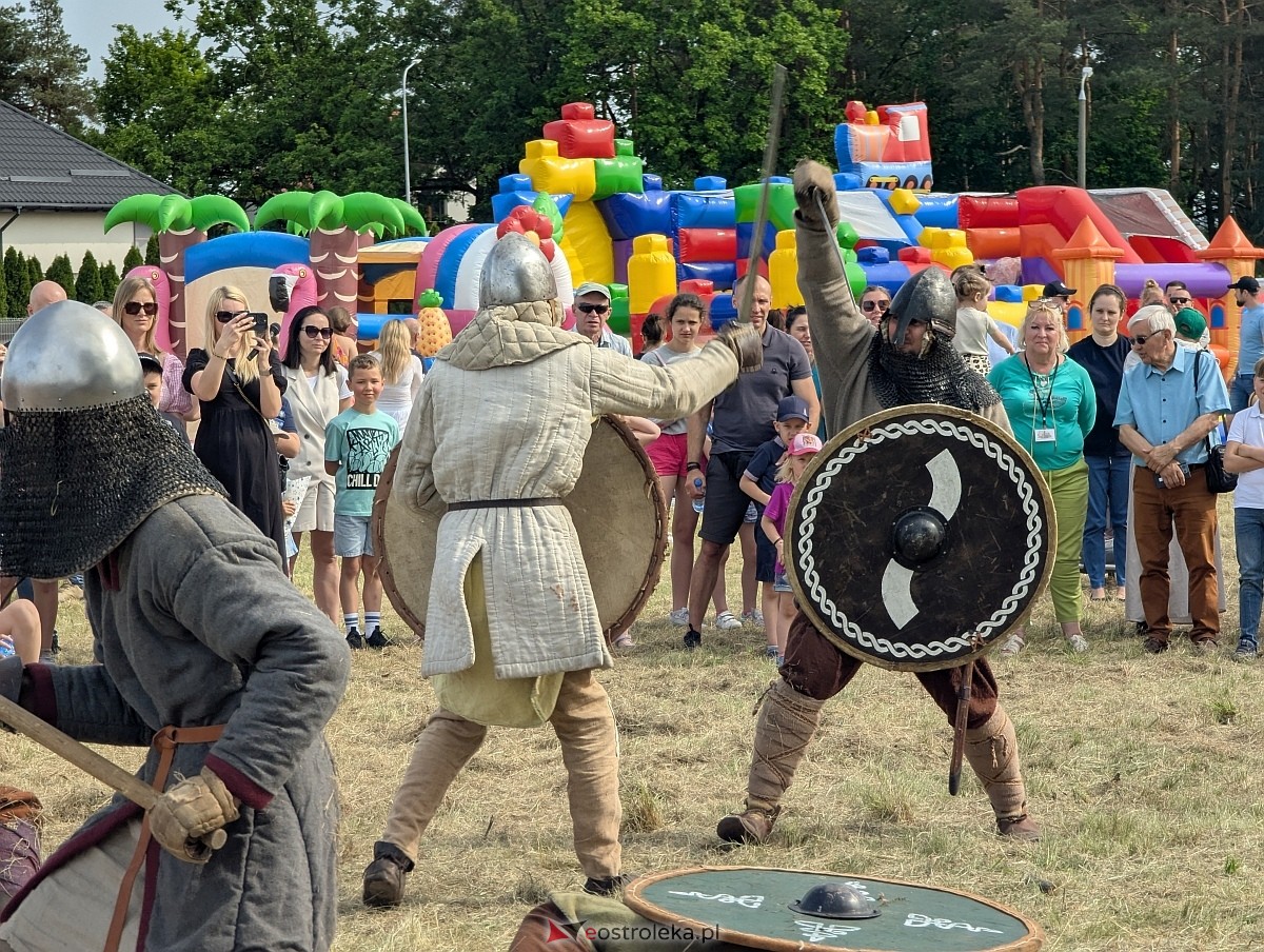 Piknik historyczny na osiedlu Centrum [01.06.2025] - zdjęcie #194 - eOstroleka.pl
